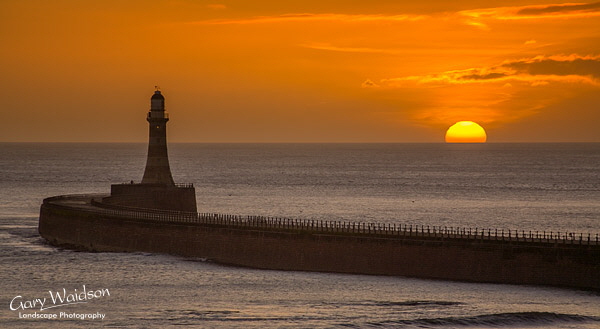 Sunrise, Roker-Light 19th January 2007. Landscape photography by Gary Waidson. Sunrise, Roker-Light 19th January 2007. Landscape photography by Gary Waidson.